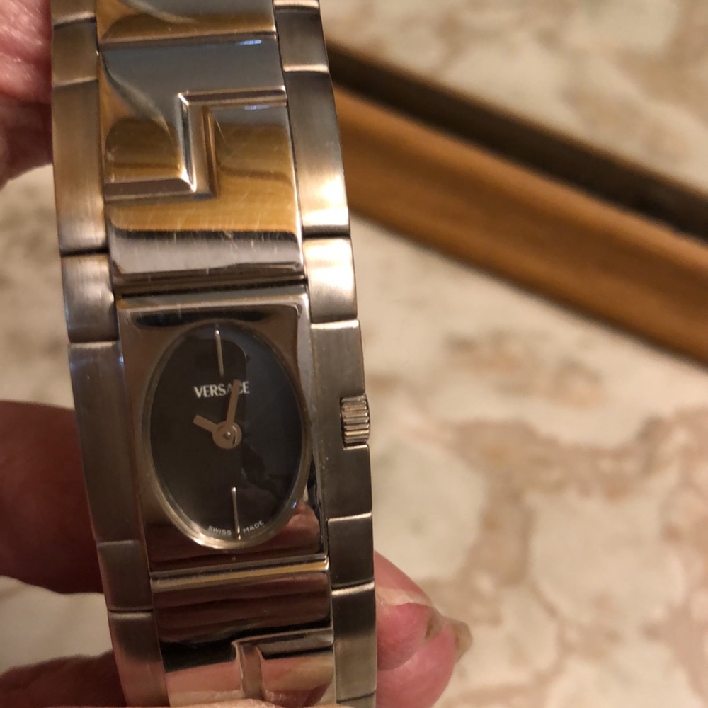 VERSACE WATCH - Picture 3 of 11